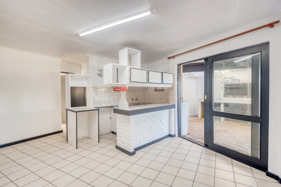4 Bedroom Property for Sale in Cintsa West Eastern Cape